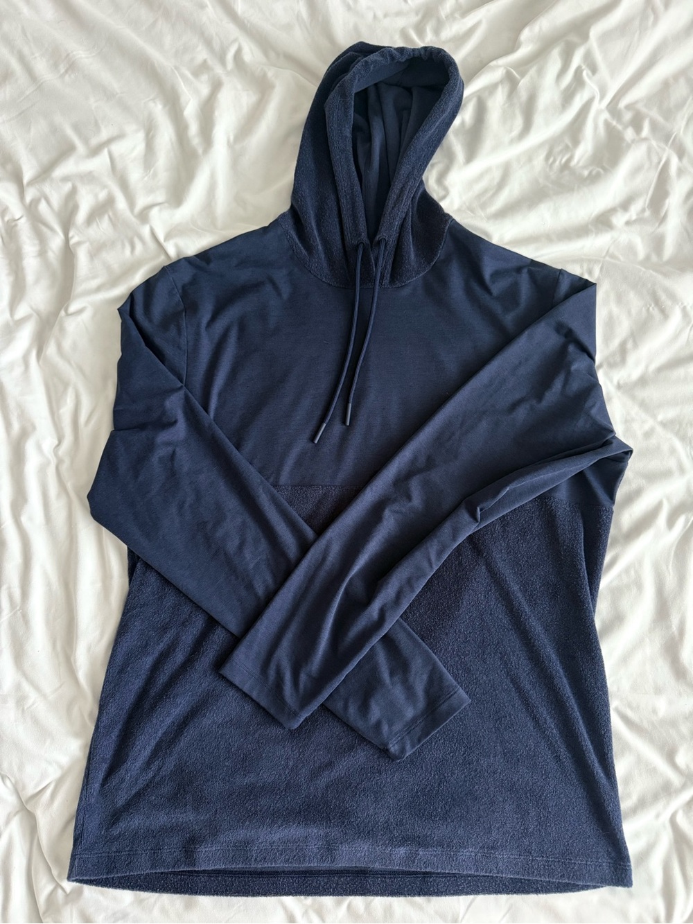 Johnnie-O Performance Hoodie, size M